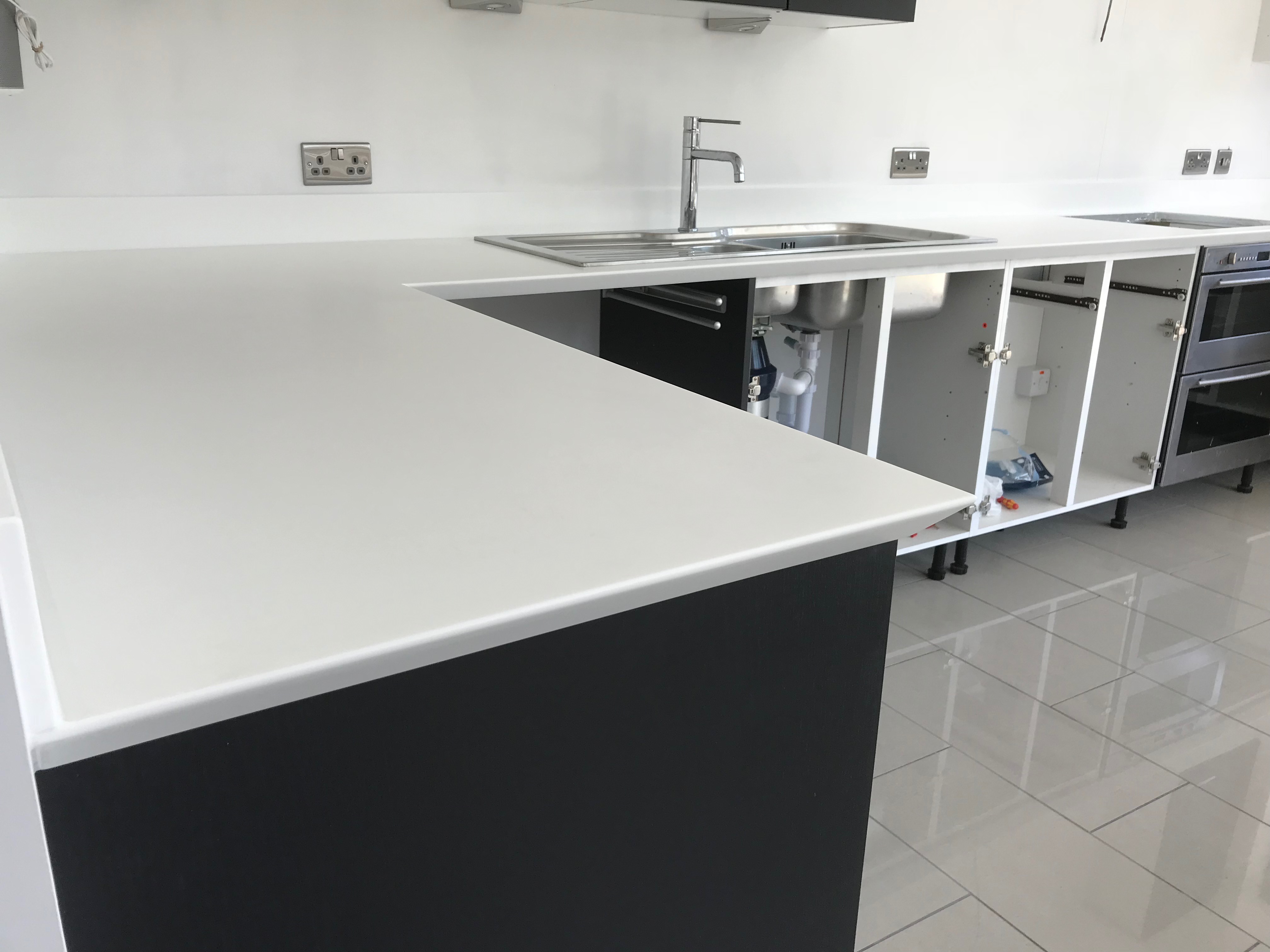 Staron Bright White Kitchen Worktop