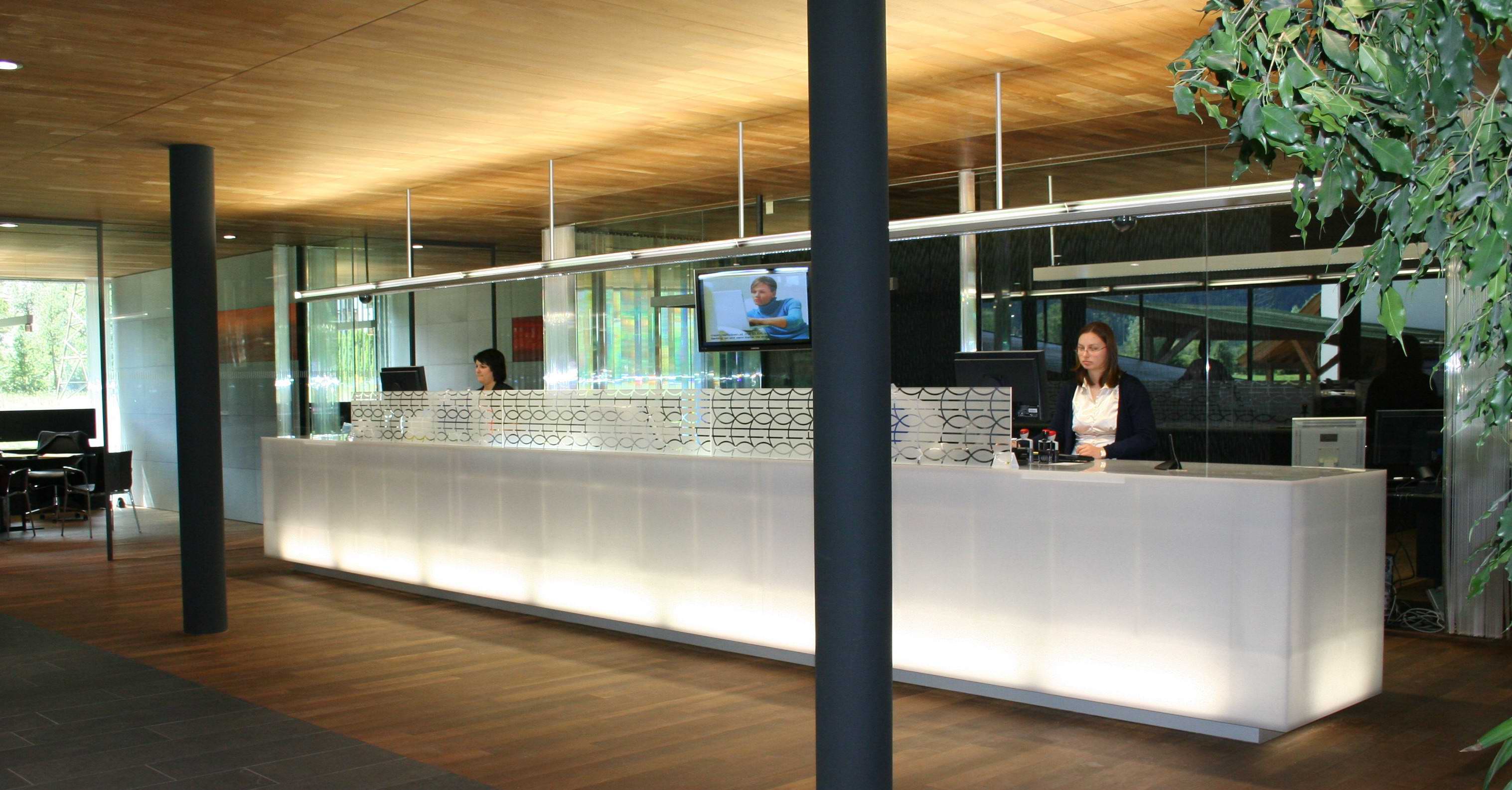 Avonite Ice White Reception Desk Avonite Ice White Reception Desk