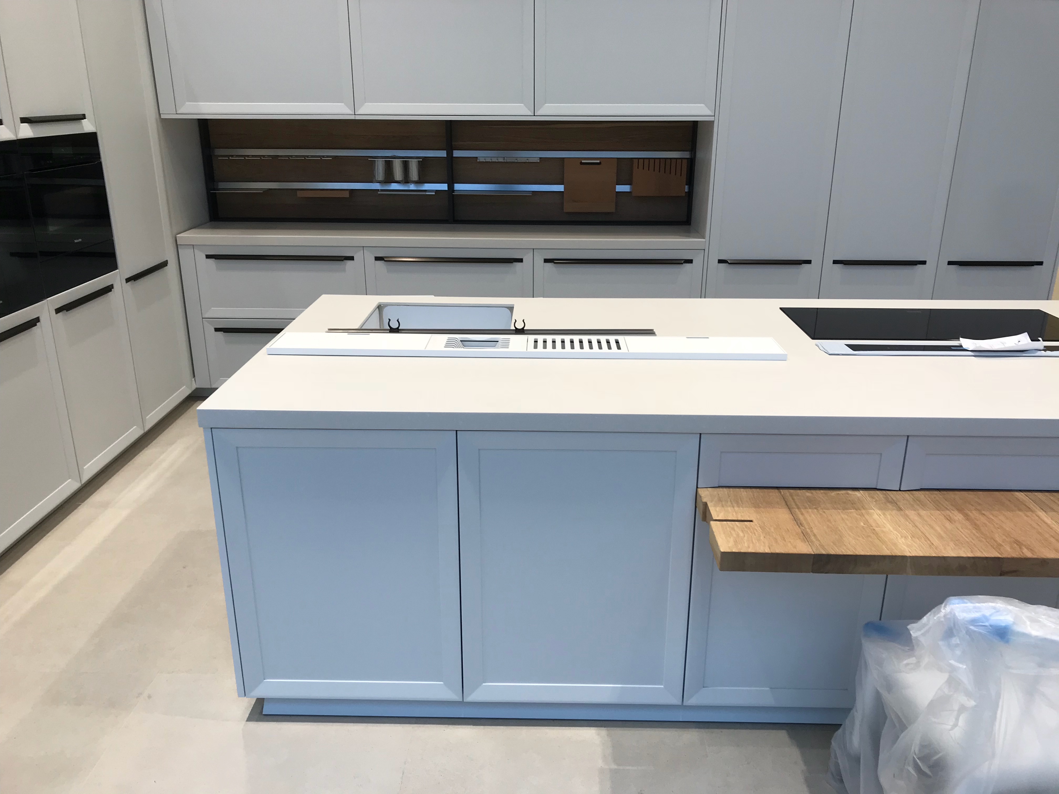 Krion Asteroid White Kitchen Island Krion Asteroid White Kitchen Island
